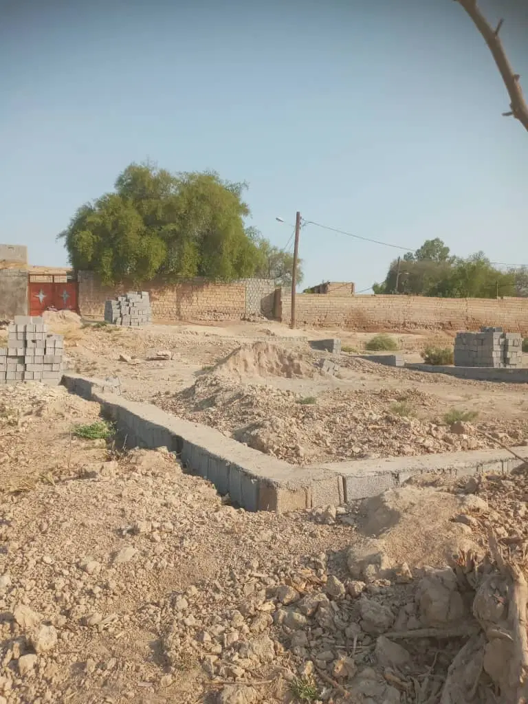 ۳۰۰ متر زمین مسکونی