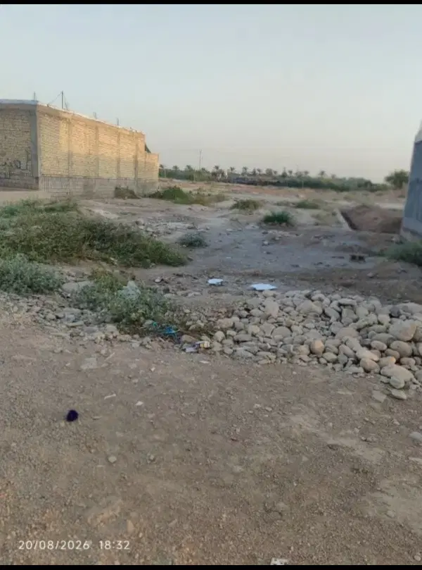 زمین ۱۵۰ متری