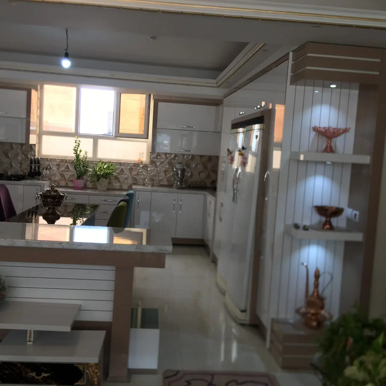 فروش آپارتمان در کوی نیاوران