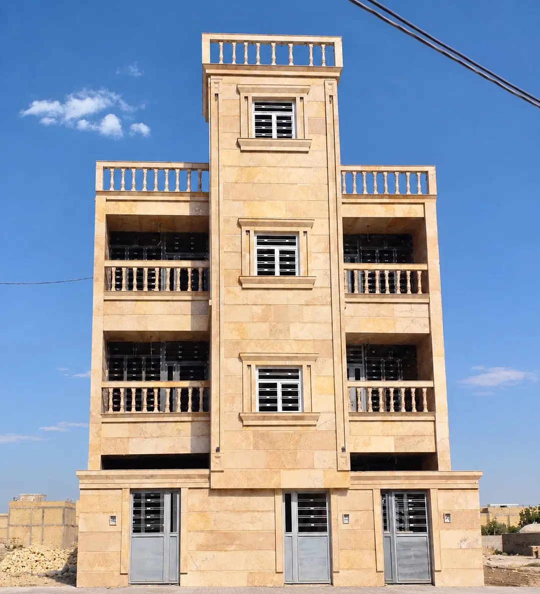 آپارتمان در کرونی