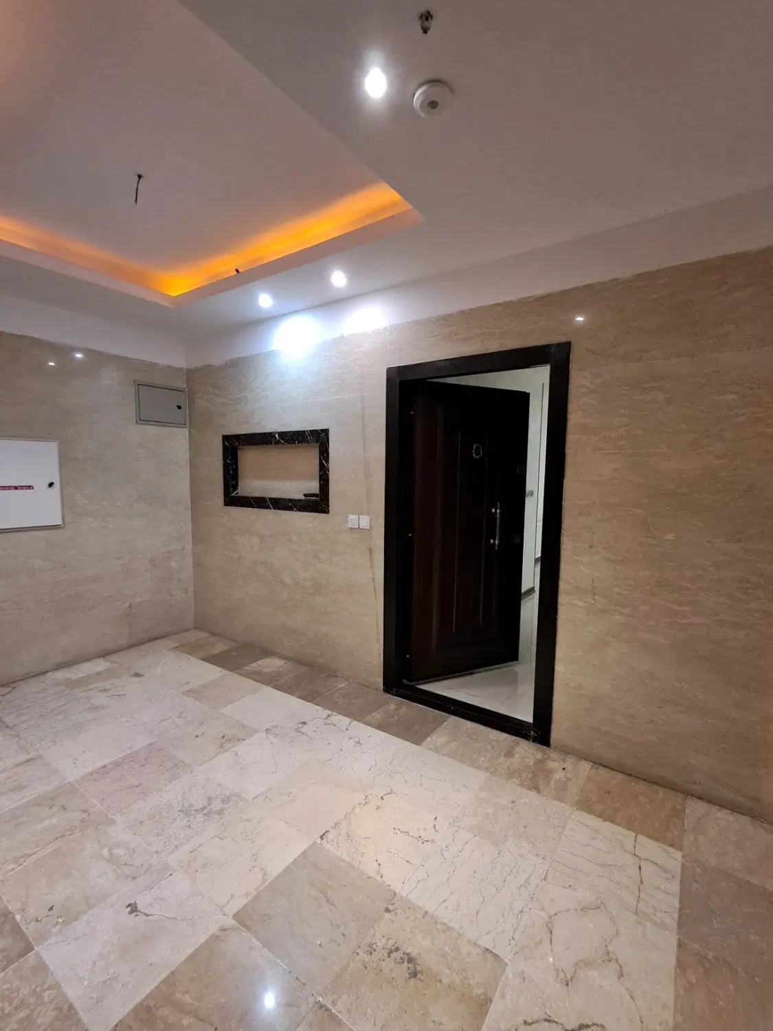 آپارتمان عظیمیه سه خوابه فرشته