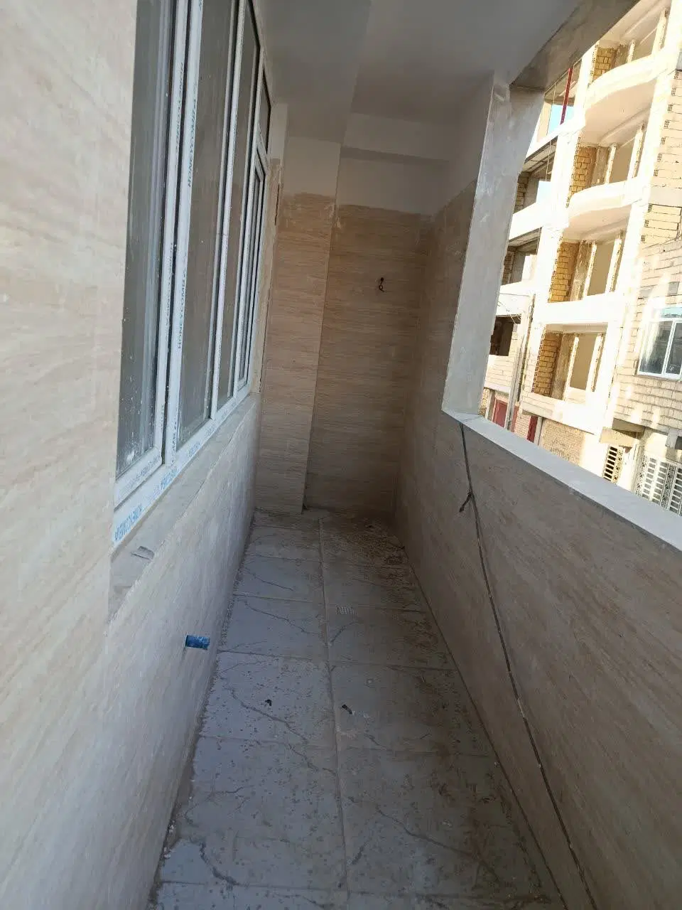۱۴۰ متر تک واحدی
