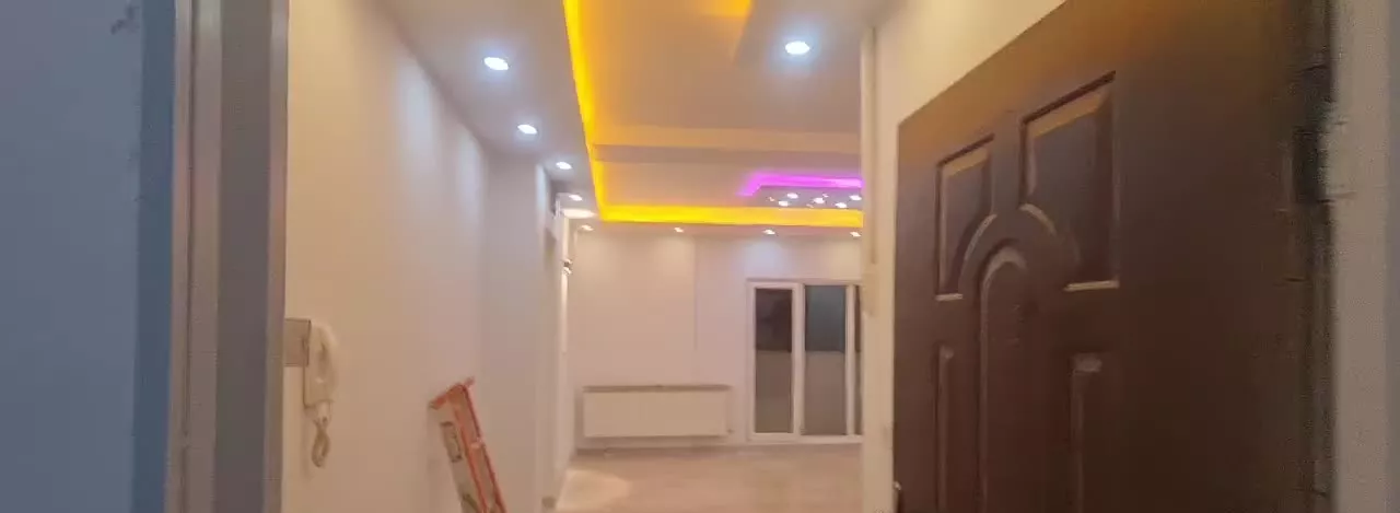 اجاره واحد ۱۰۰ متری