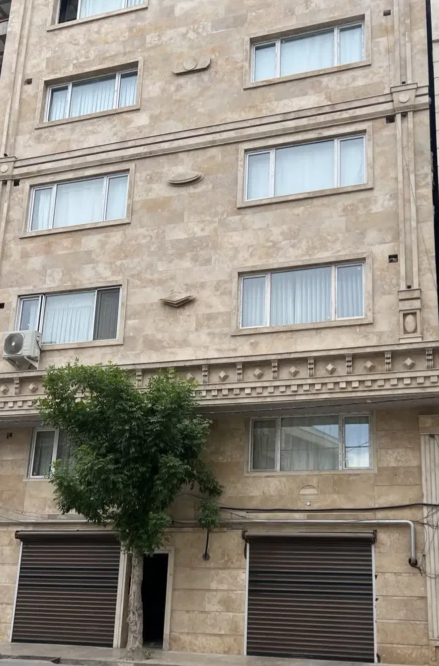 فروش واحدمسکونی۱۲۵متر خ جمهوری