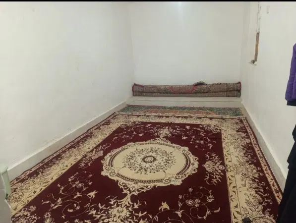 زمین 200 متر