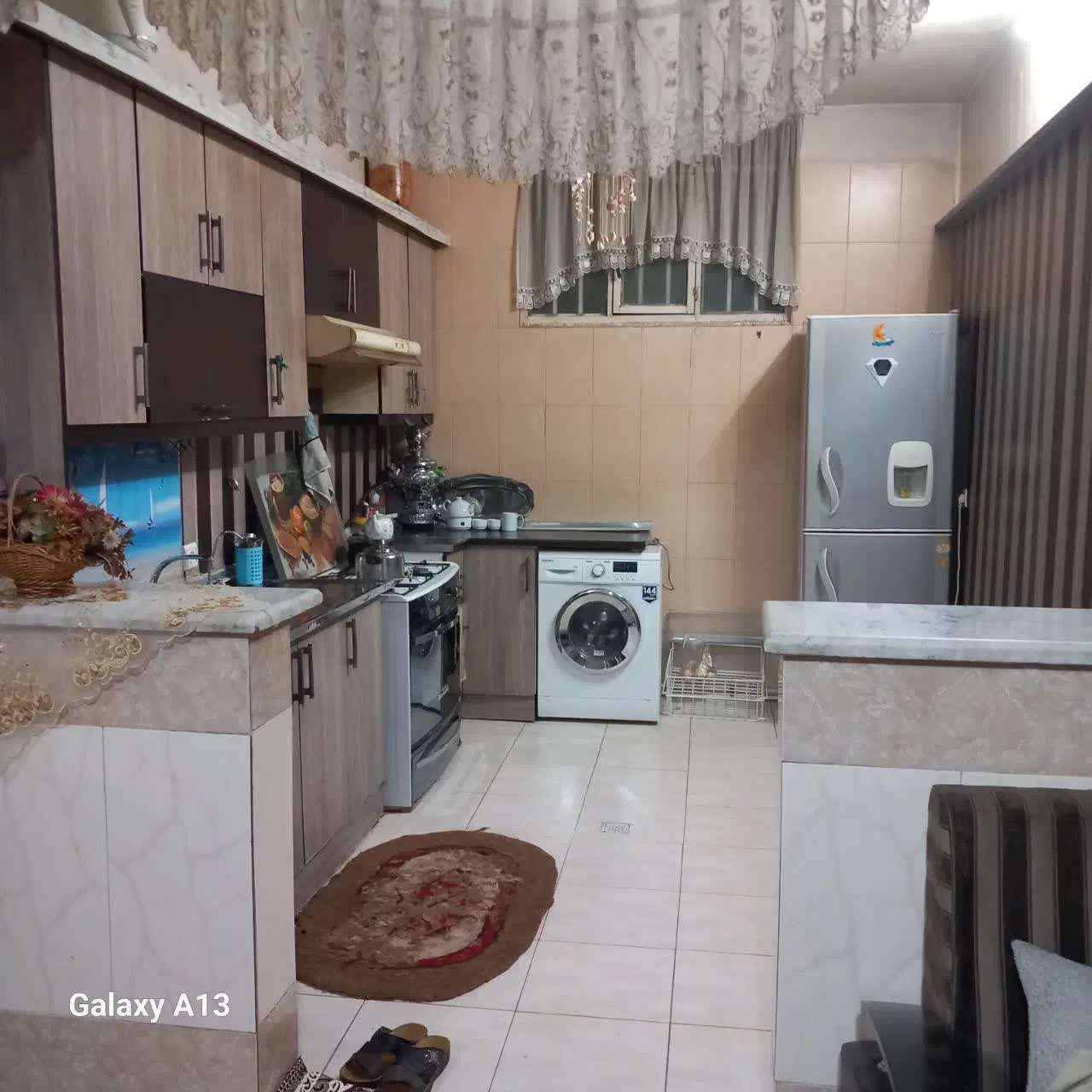 ۱۳۰متر همکف+۱۰متر تجاری_دارای حیاط جنوبی