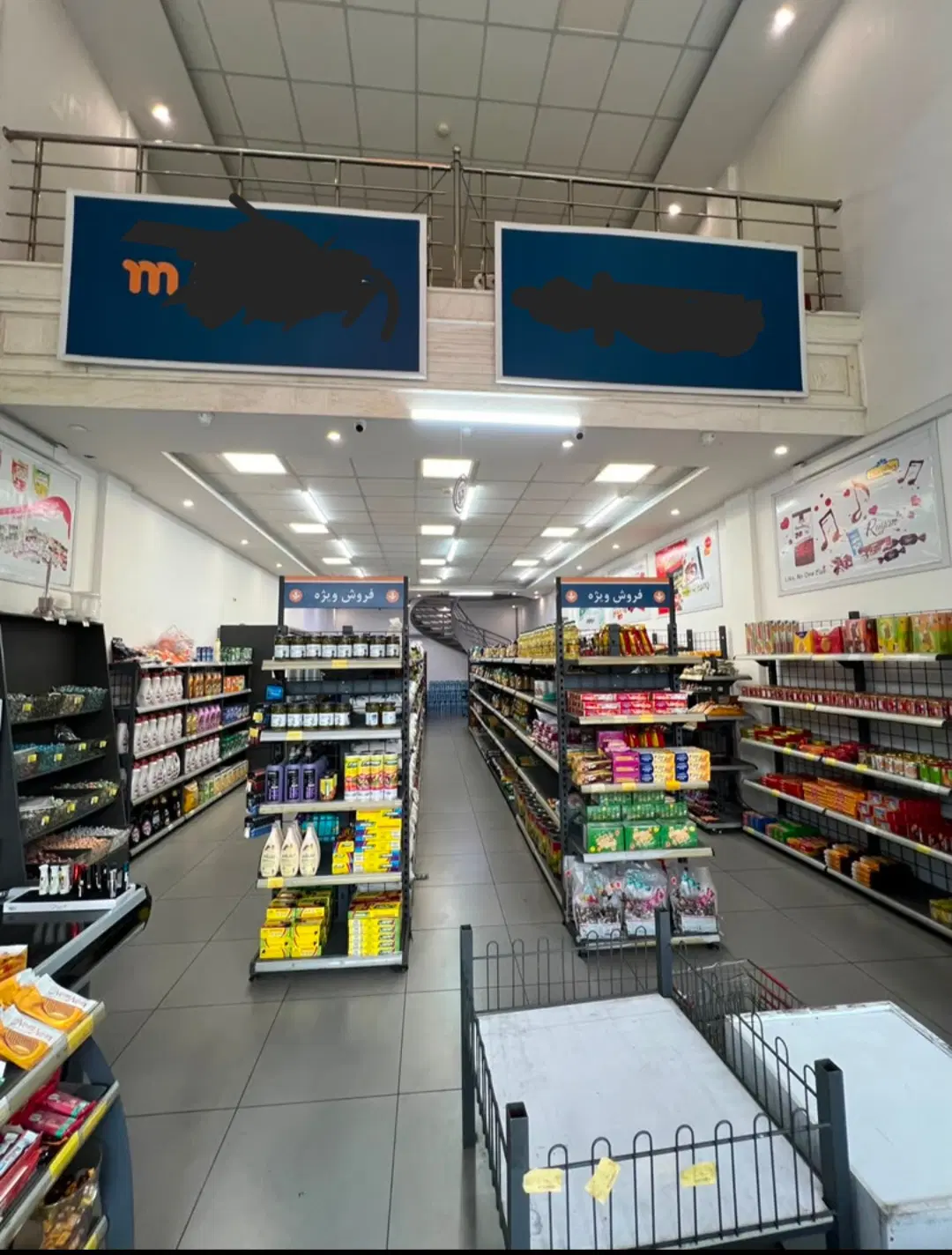 اجاره مغازه ۳۰۰ متری بر اصلی رشتیان