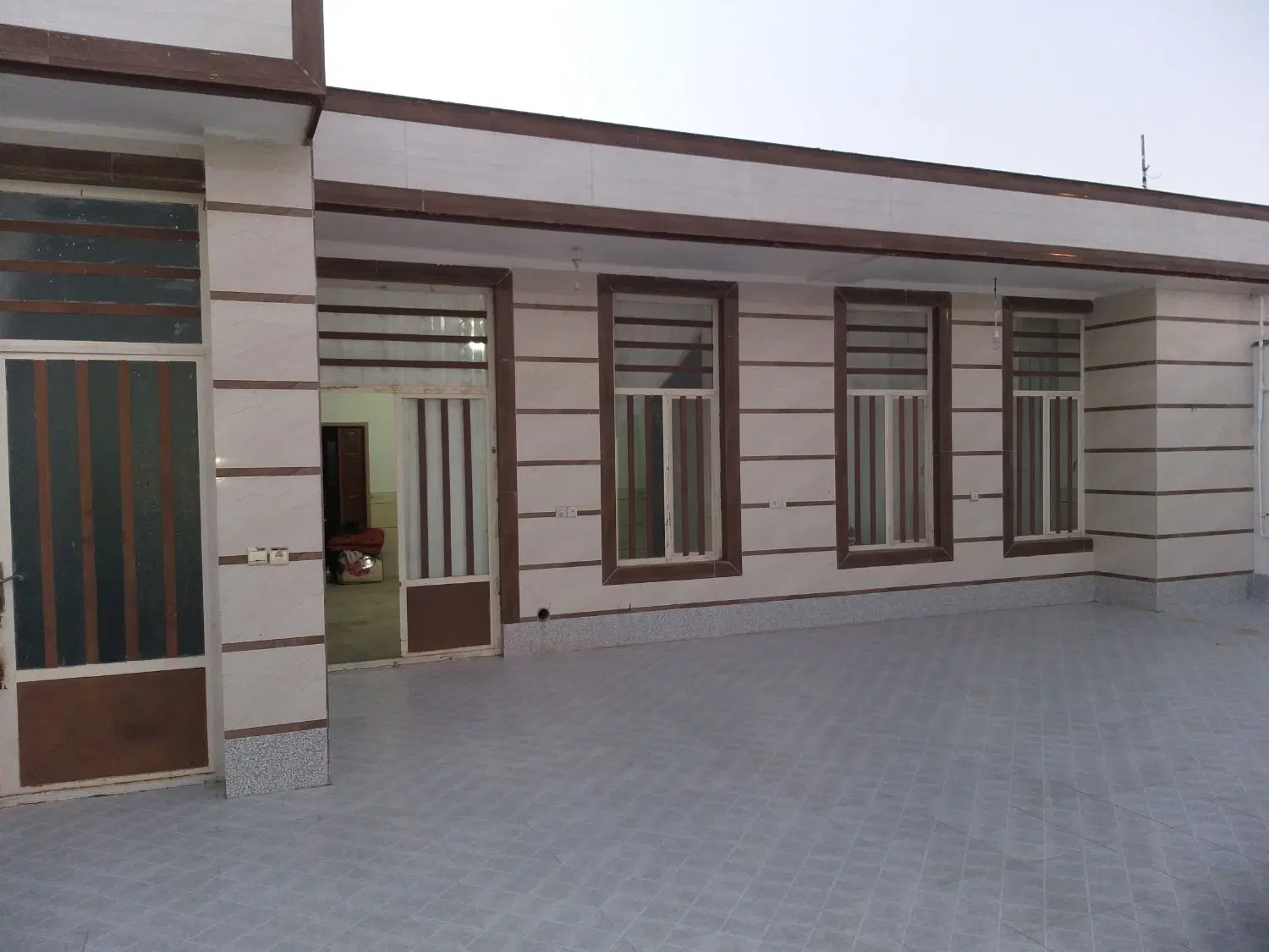 خانه اجاره ای انتهای بلوار فردوس رستگار۷