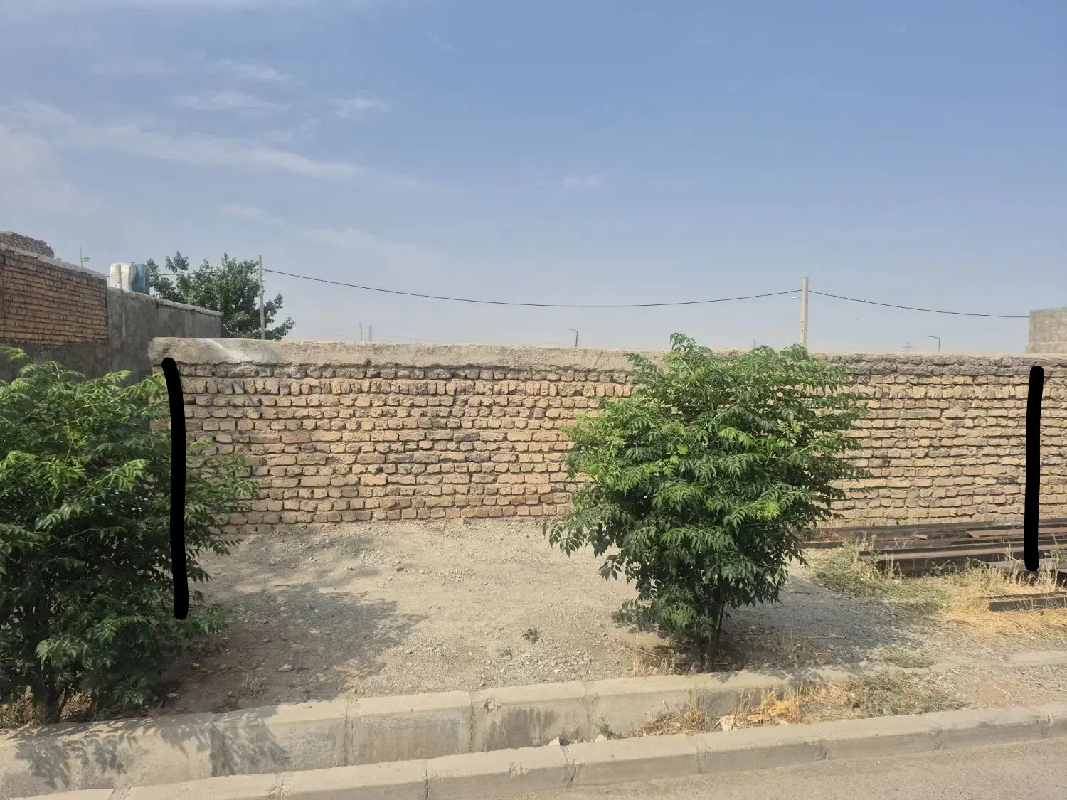 زمین مسکونی