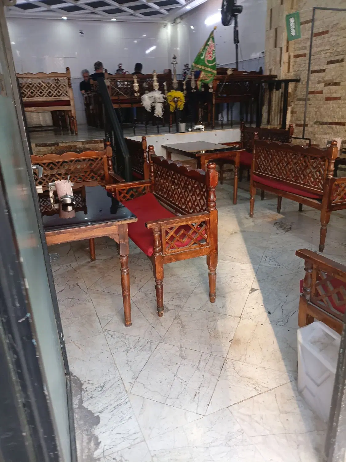 اجاره ی یک باب مغازه