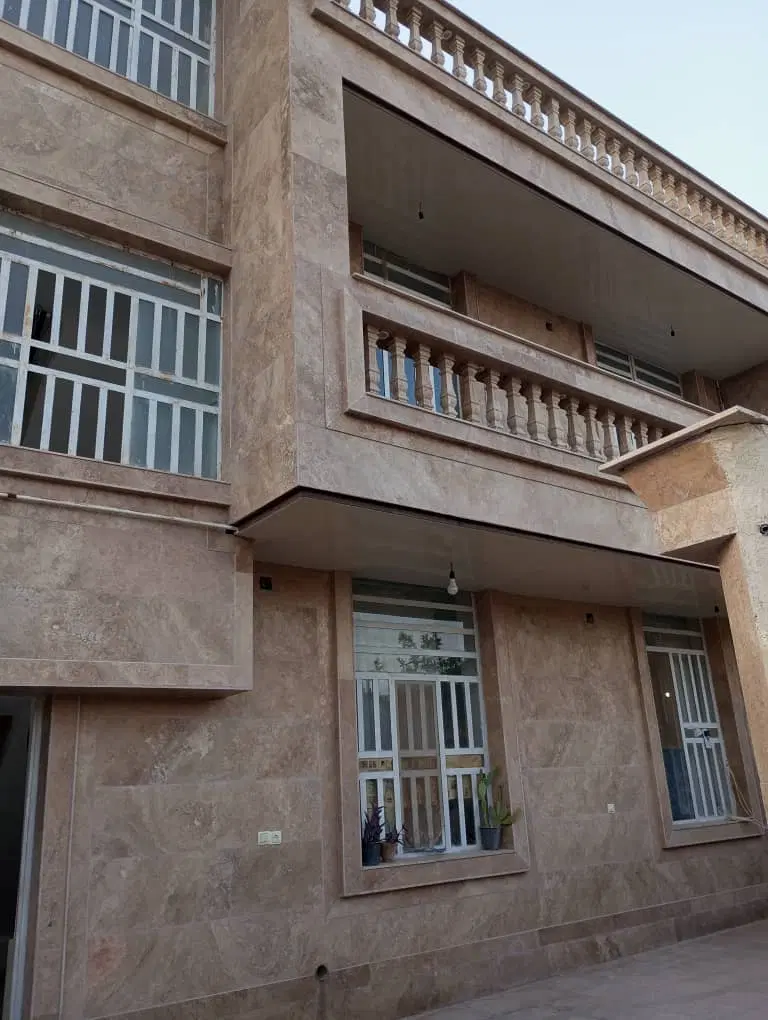 دو طبقه کیان آباد