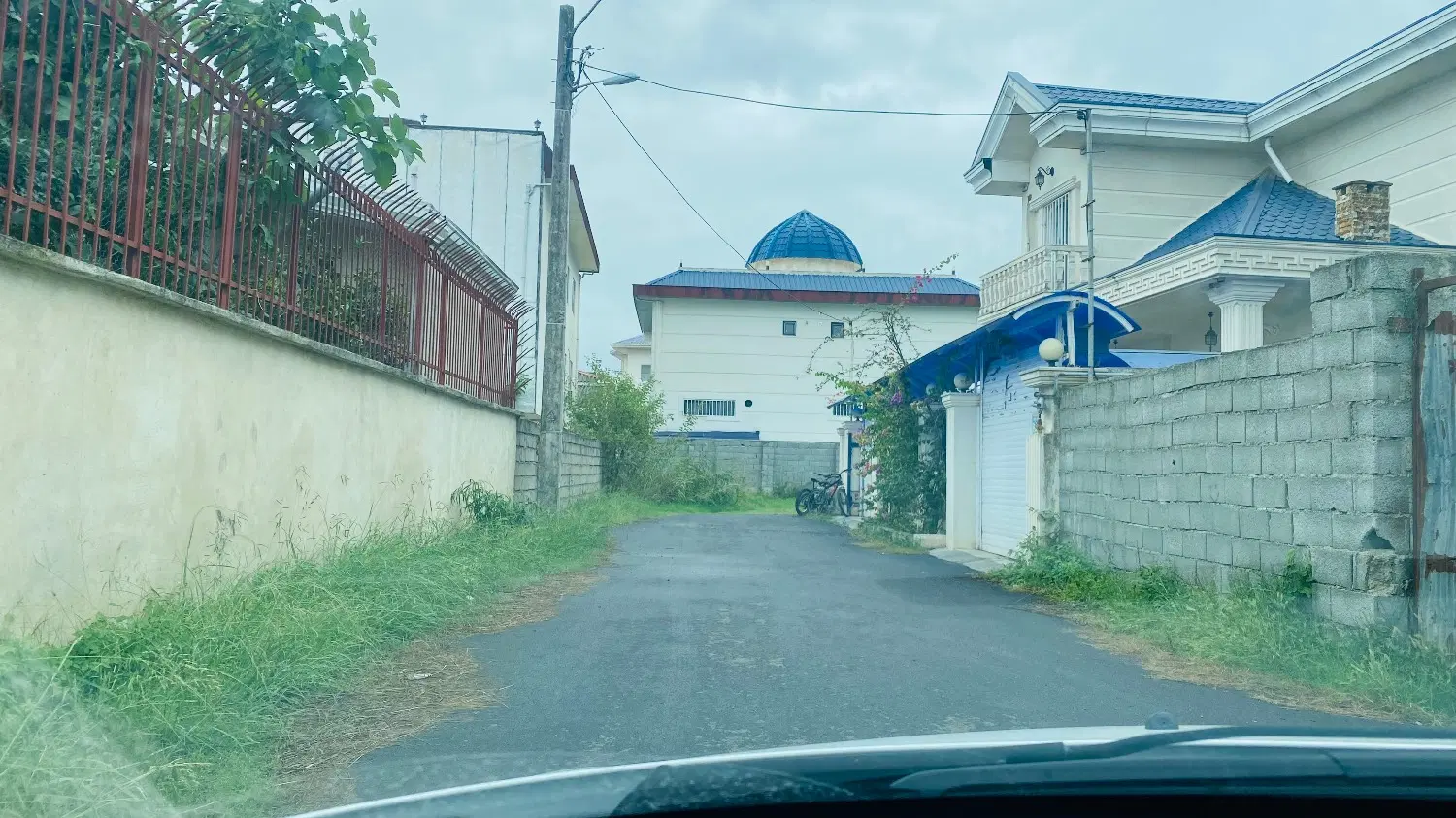 زمین مسکونی ۲۸۰ مترسند تک برگ مجوز ساخت شمال ایران