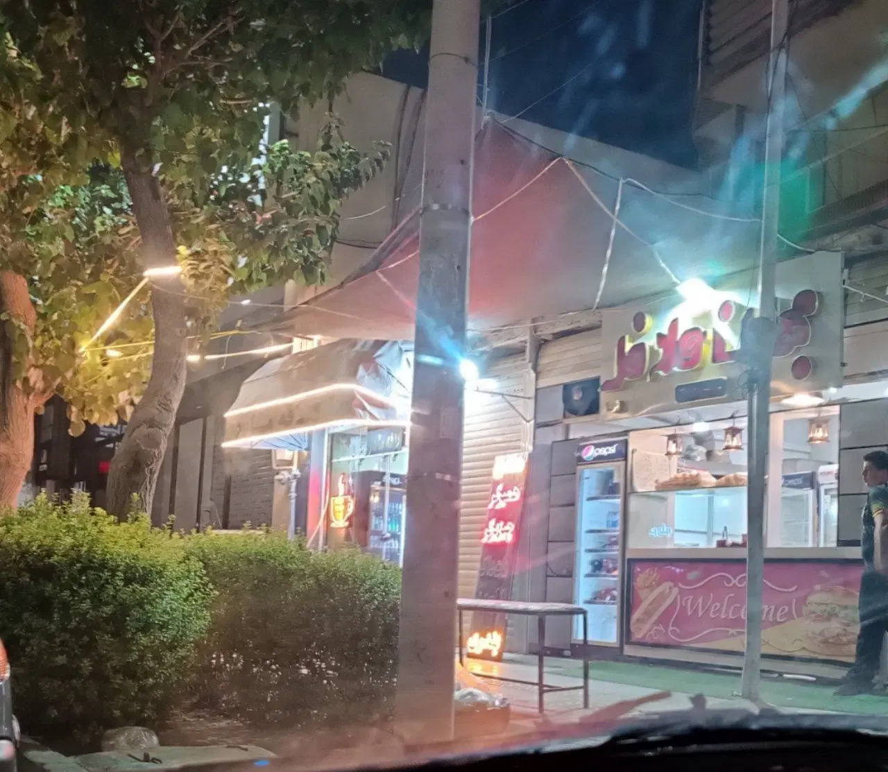 مغازه،ابتداهشت بهشت شرق،مجاورمدیران خودرو
