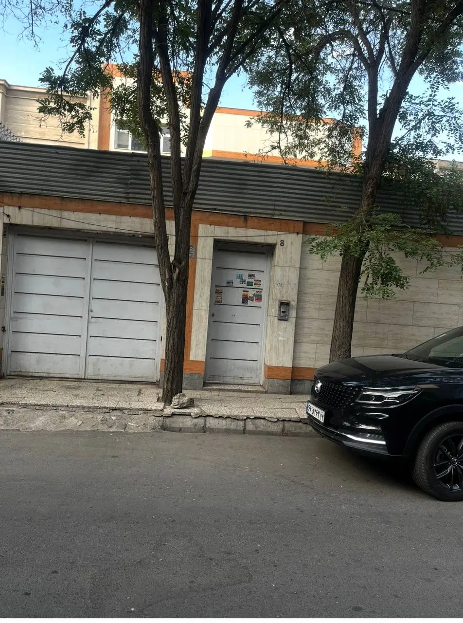 طبقه ی اول ۱۲۹ متری رهایی ۱۱