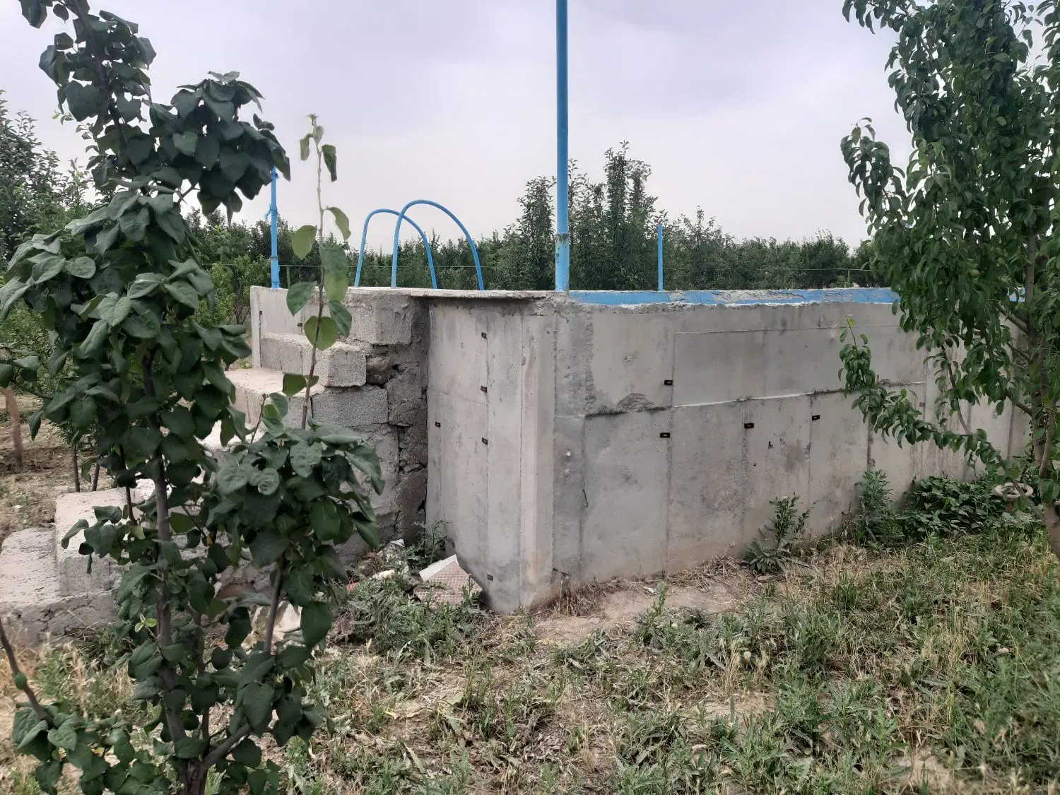 ویلا با بنای قدیمی