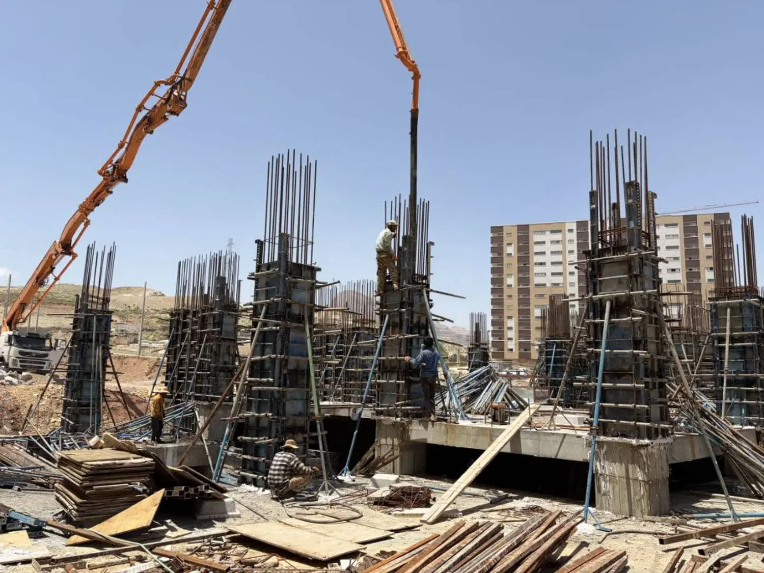 فروش امتیاز پروژه مروارید غرب، پیش فروش آپارتمان