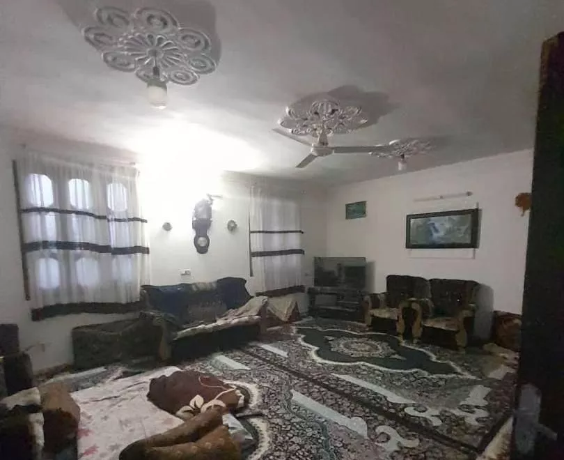 ویلا 300متری باسند تک برگ