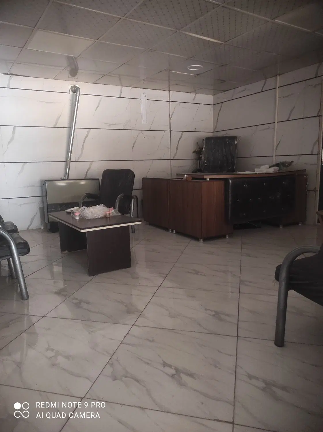 مغازه تمیز 160 متری شهرک عارف