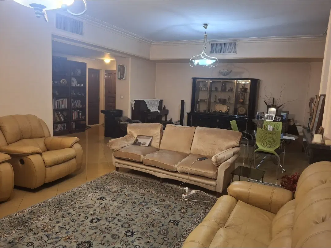 گلستان پاسداران_۱۴۸متر۳خواب_فول امکانات