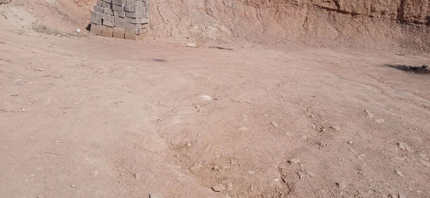 زمین ساف خاک برداری شده آماد مثنی