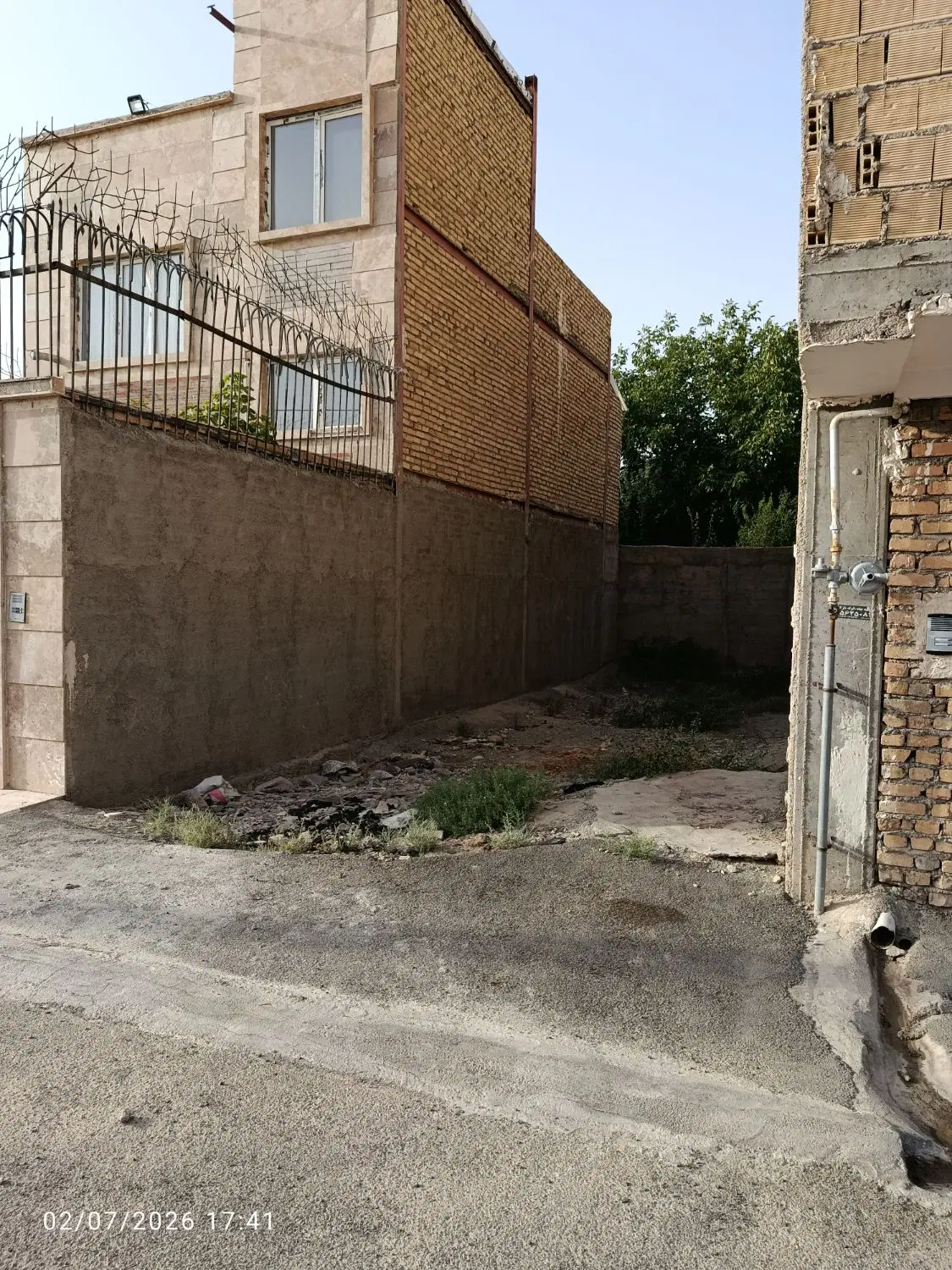 زمین قلفتی ،کبودین صبا شهر