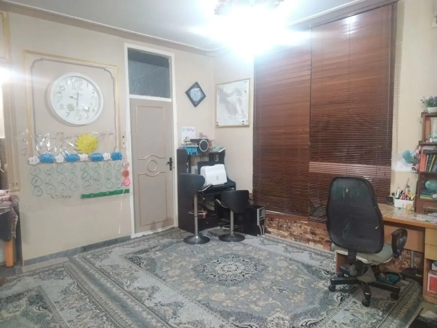 ویلایی   حیاط دار150متری شیک و تمیز  در محدوده کیو