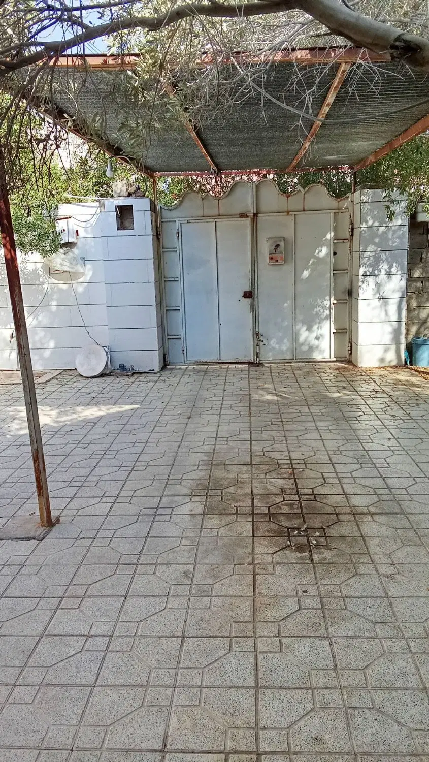 ساختمان تجاری مسکونی