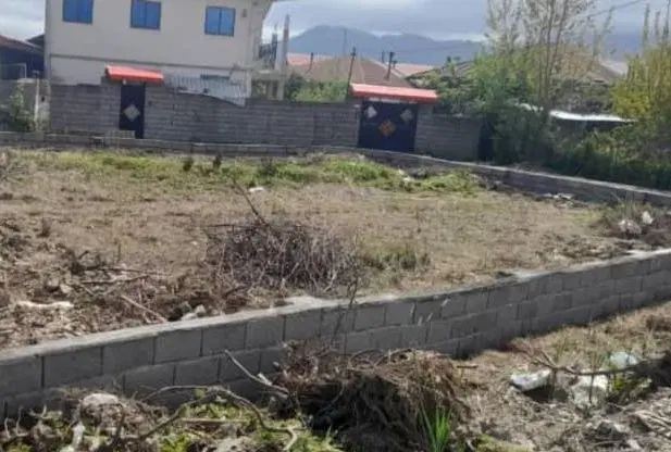 زمین، منزل تخریبی