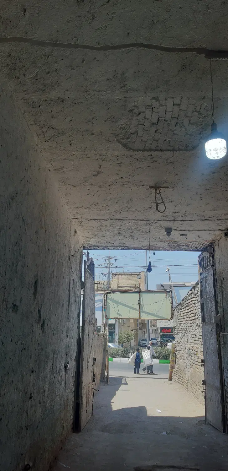 ملک کارگاهی ۱۳۰ متر جاده سیمان