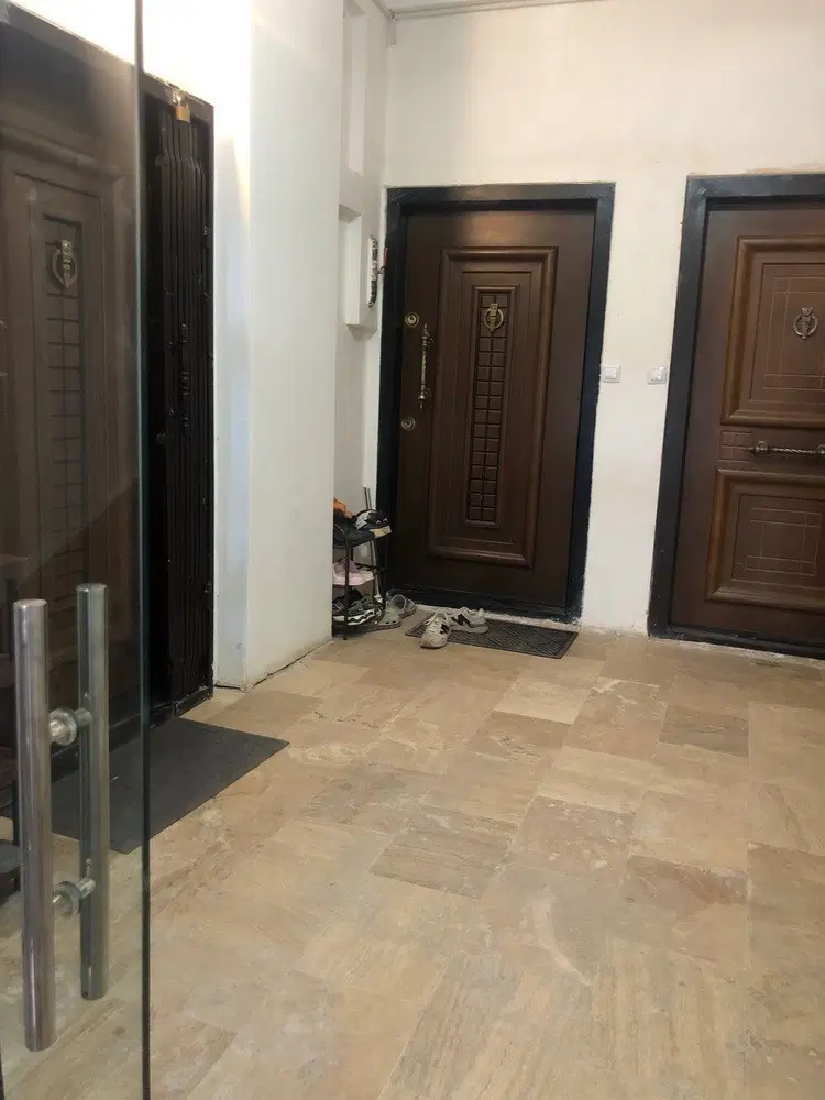 آپارتمان مسکونی 145 متری سه خوابه