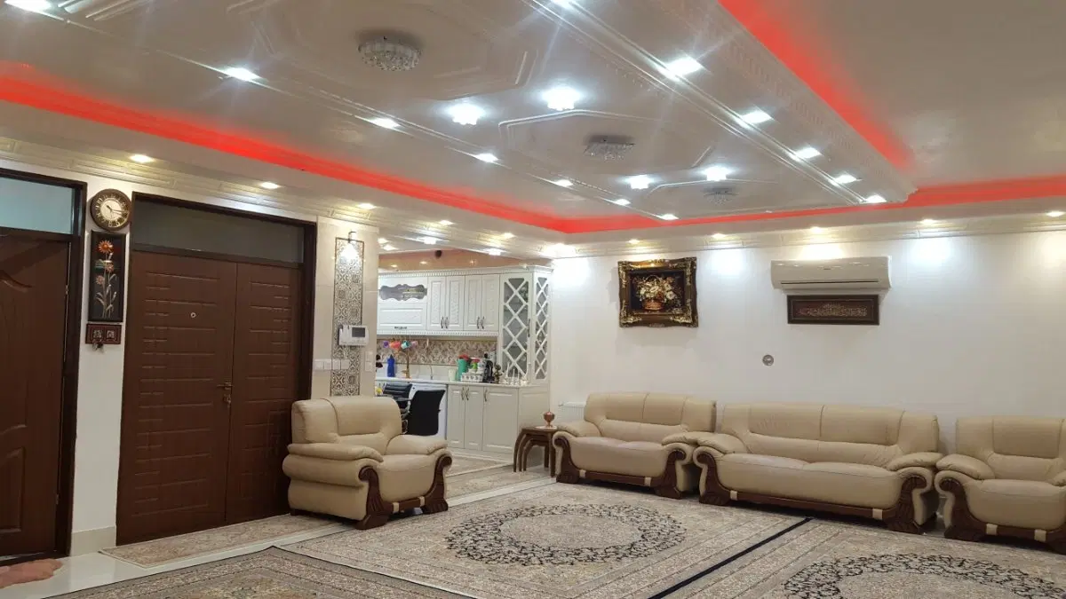 فروش ساختمان مسکونی در خاقانی