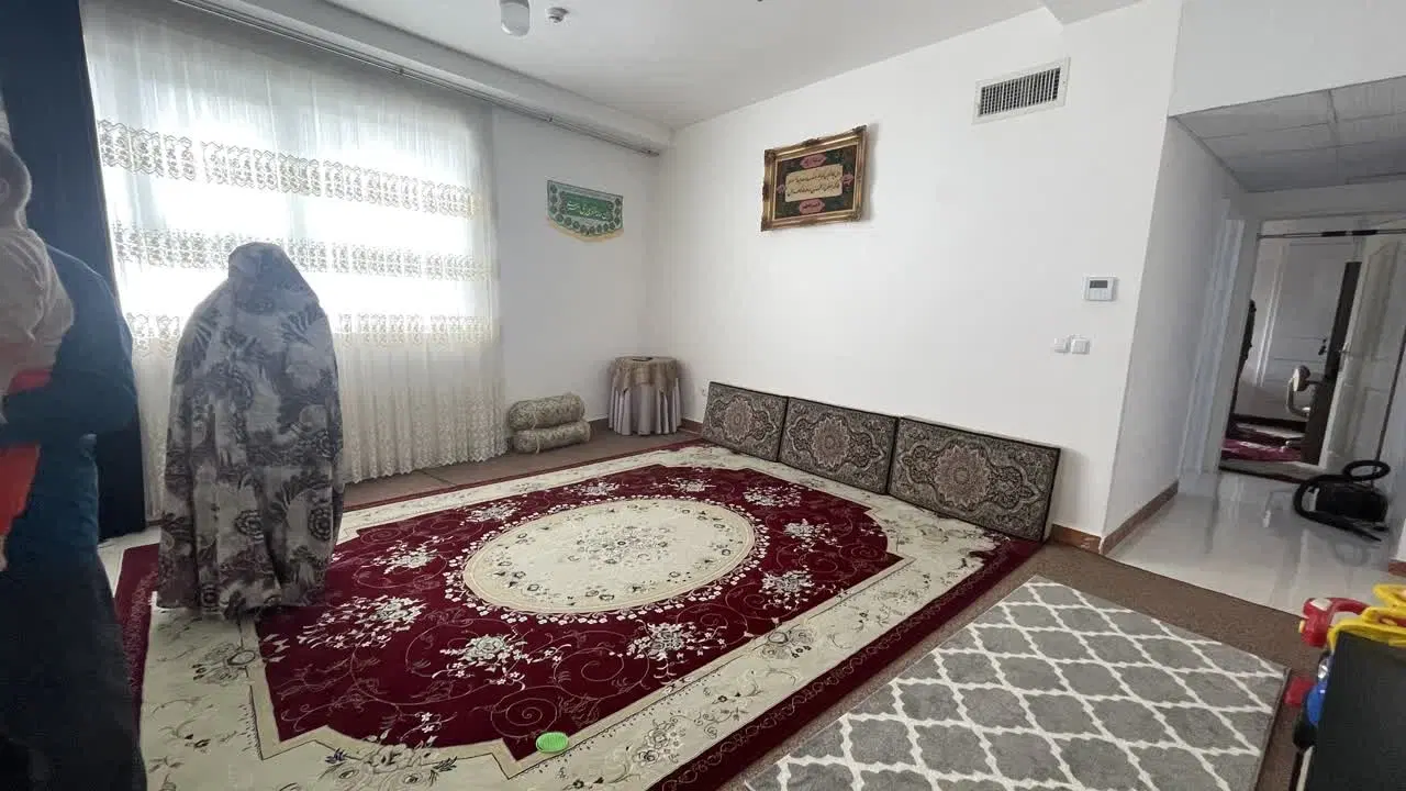 واحد۹۰متر _ سندتک برگ _ مجتمع رویال پارک