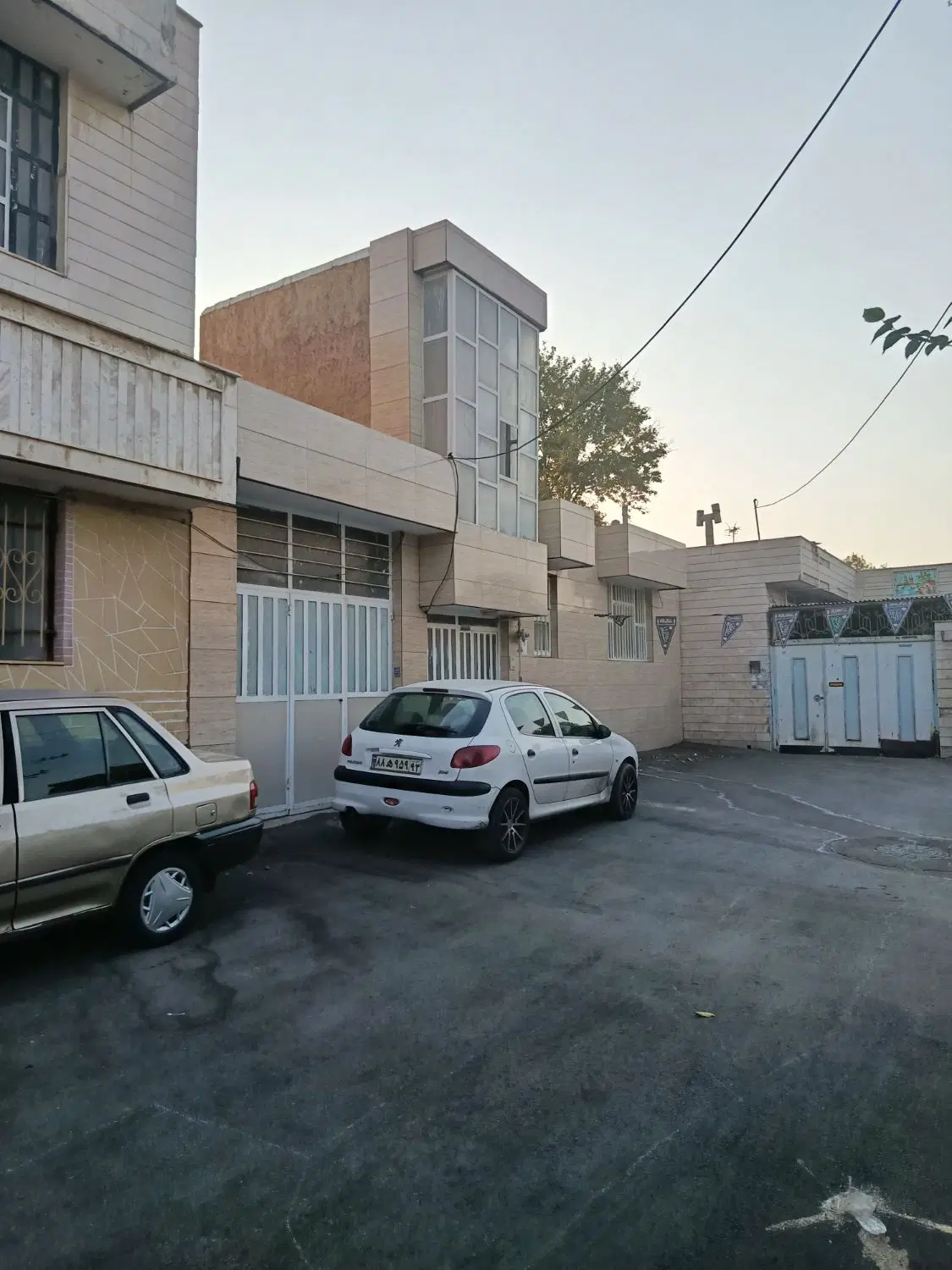 منزل مسکونی