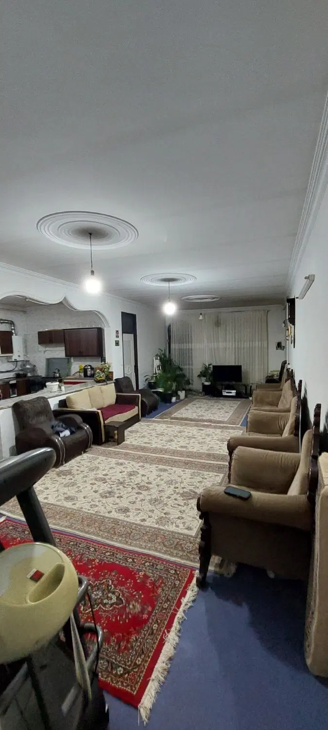 فروش منزل ویلایی ۲۰۰ متری در۲_۱۹ بهاران سنندج
