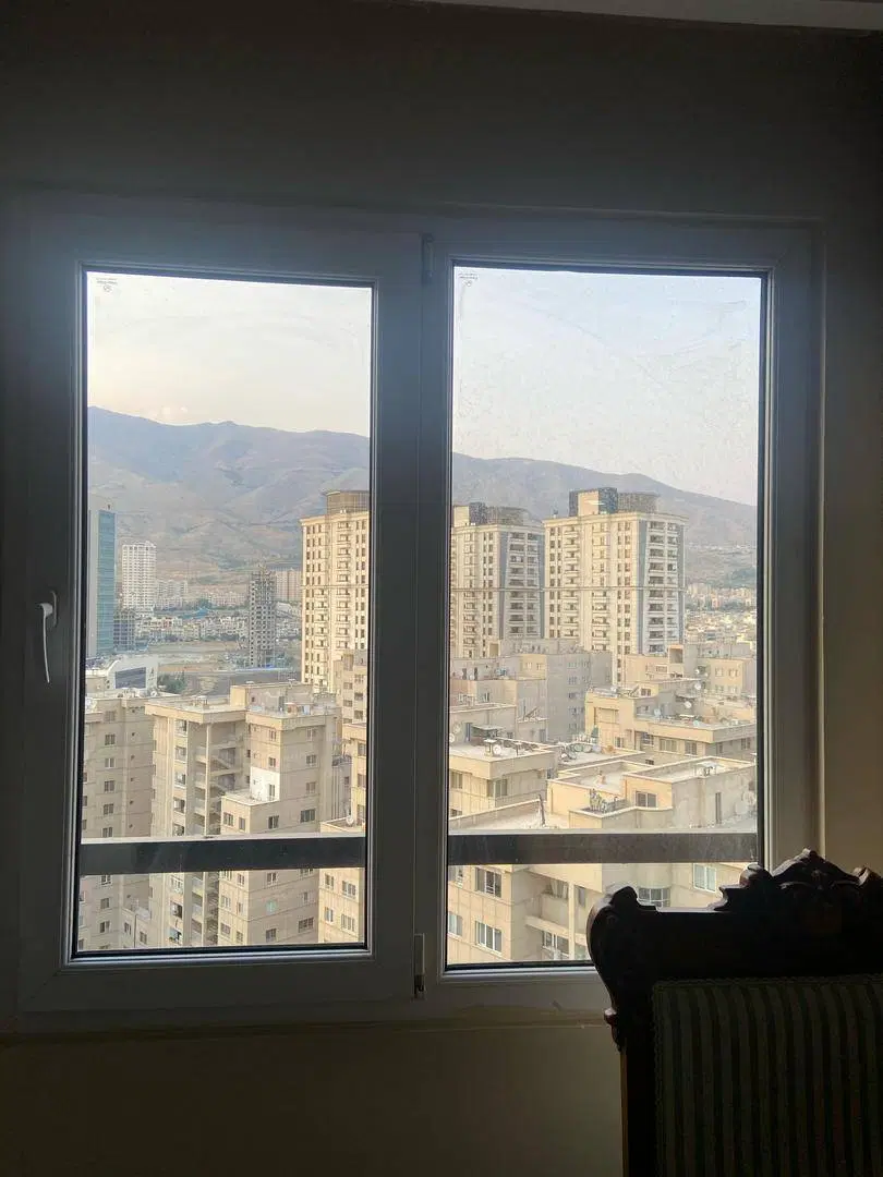 ۱۴۰ متر ۳ خواب ط ۱۳  ویوکوه و شهر. شهرک امیرکبیر