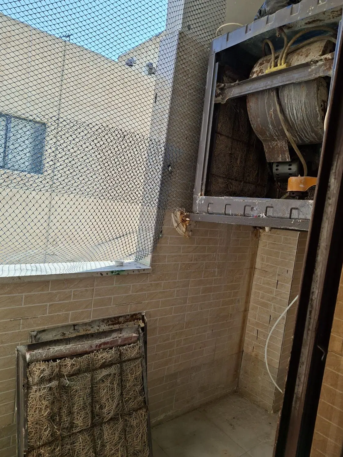 واحد شهرک یاس خوش نقش