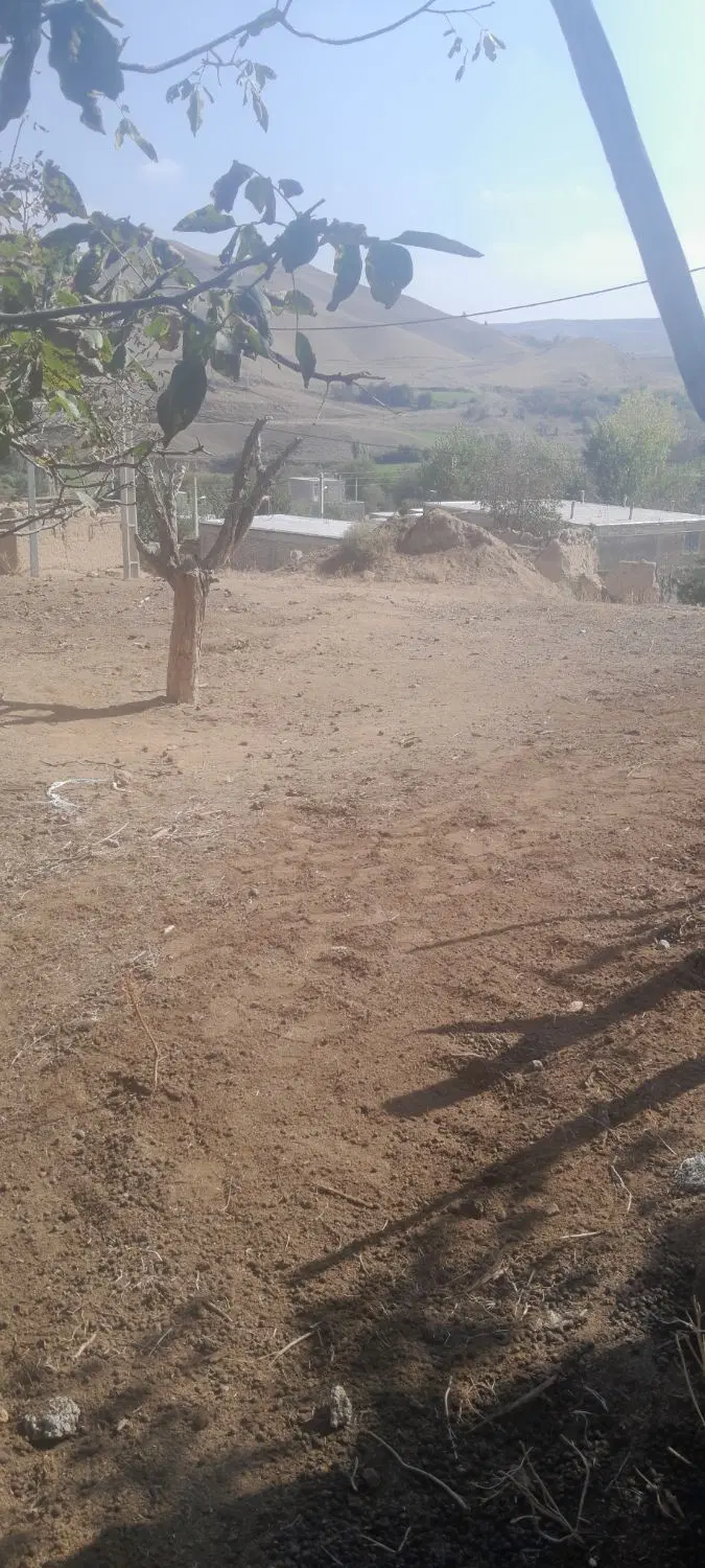 زمین فروشی