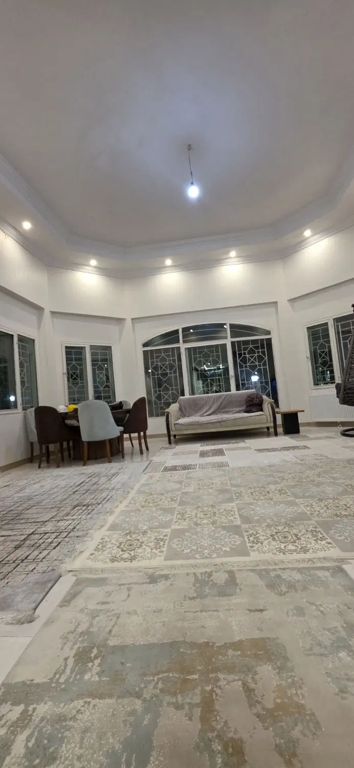 ویلایی خاص ۴۲۰ متری فول بازسازی شده