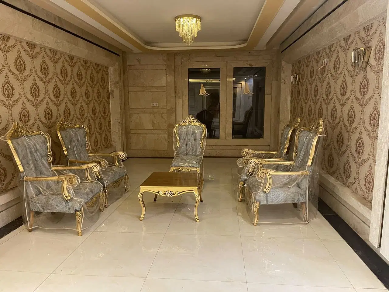 128متر سوپر لوکس با لابی مجلل + روف گاردن اختصاصی