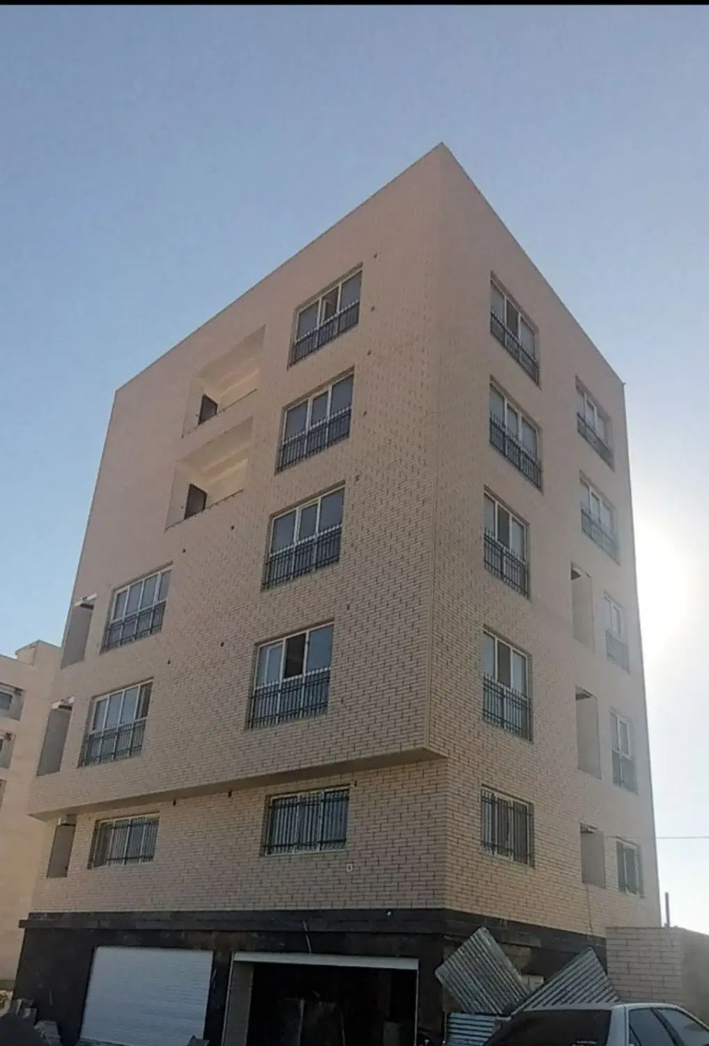 آپارتمان ۱۵۰متری خشک بالای نایب