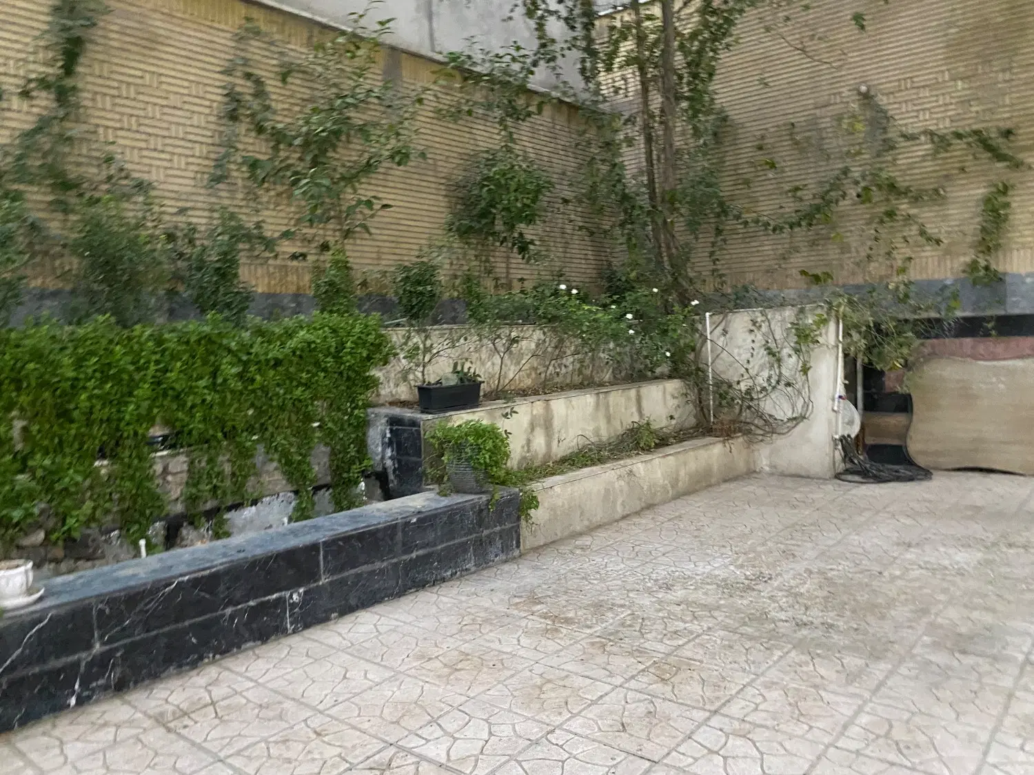 ۵ خواب ،حیاط دار ،موقعیت اداری