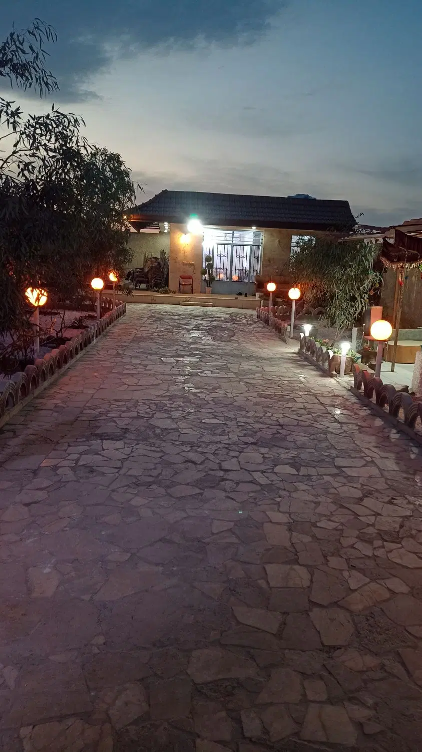 اجاره روزانه و ساعتی باغ در محیطی دنج و آرام