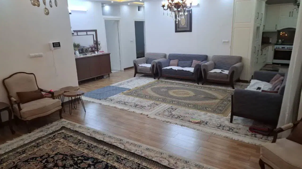 آپارتمان ۱۴۰متری سردونبش ۴ طبقه تک واحدی