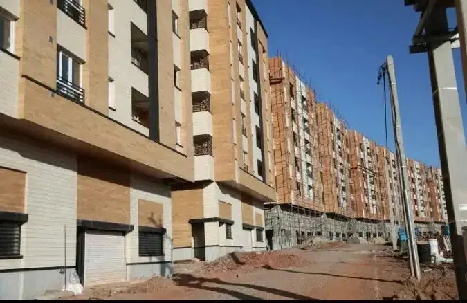 آپارتمان مبله دوخوابه باهمه وسایل دراختیارمستآجر