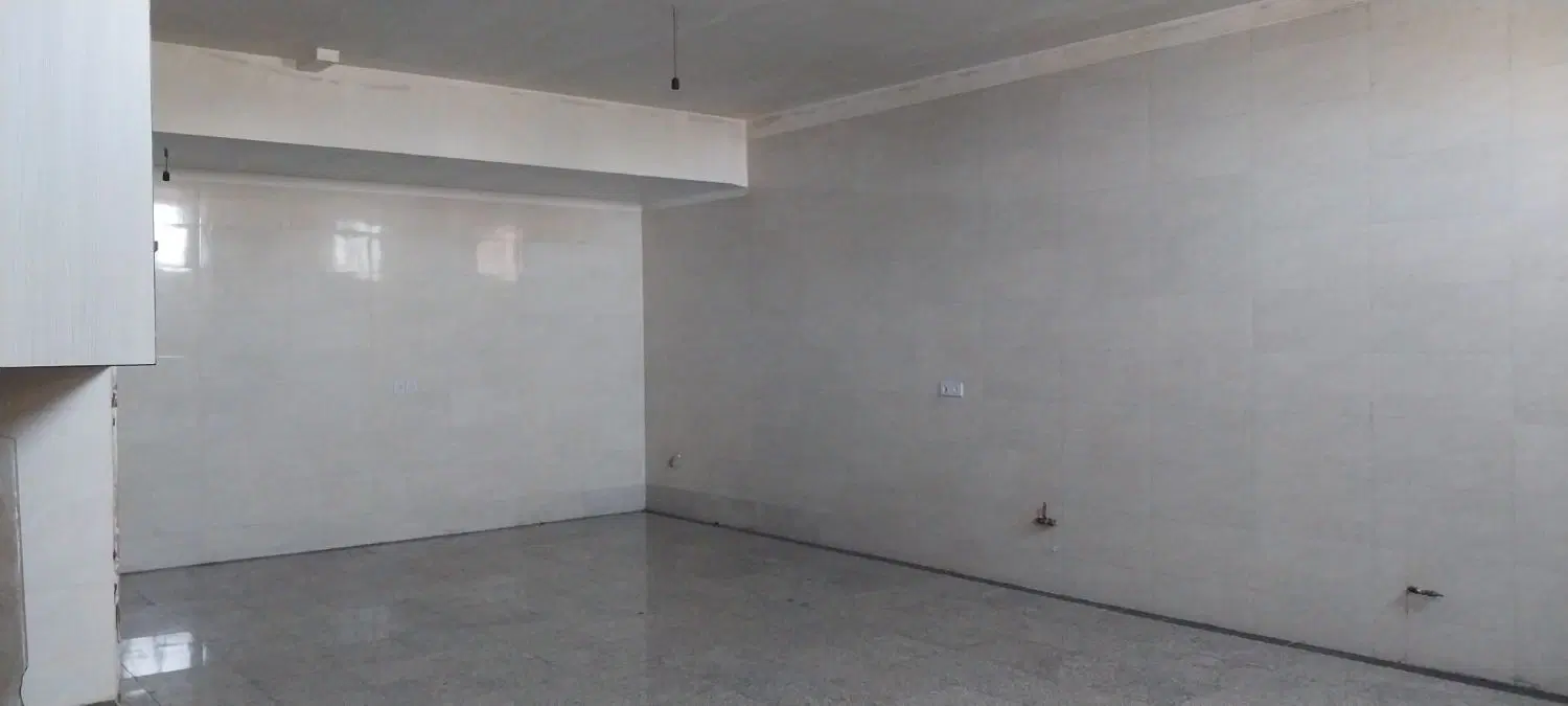 اجاره یک واحدزیر زمین تجاری