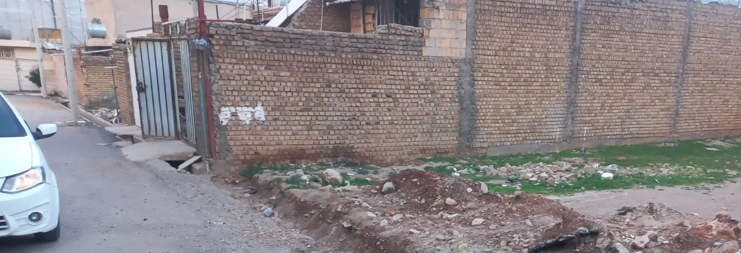 زمین قلعه سنگی