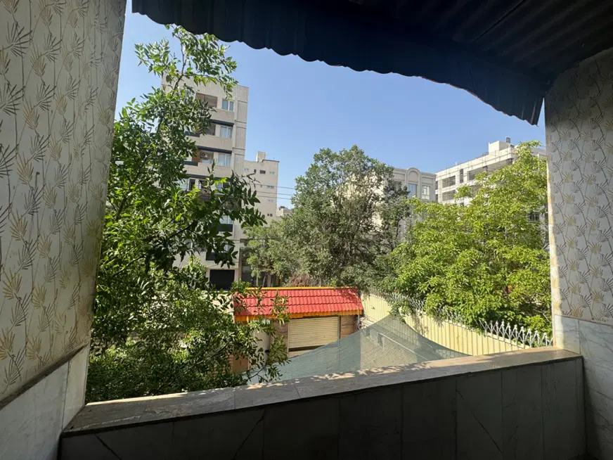 آپارتمان ۱۰۰ متری