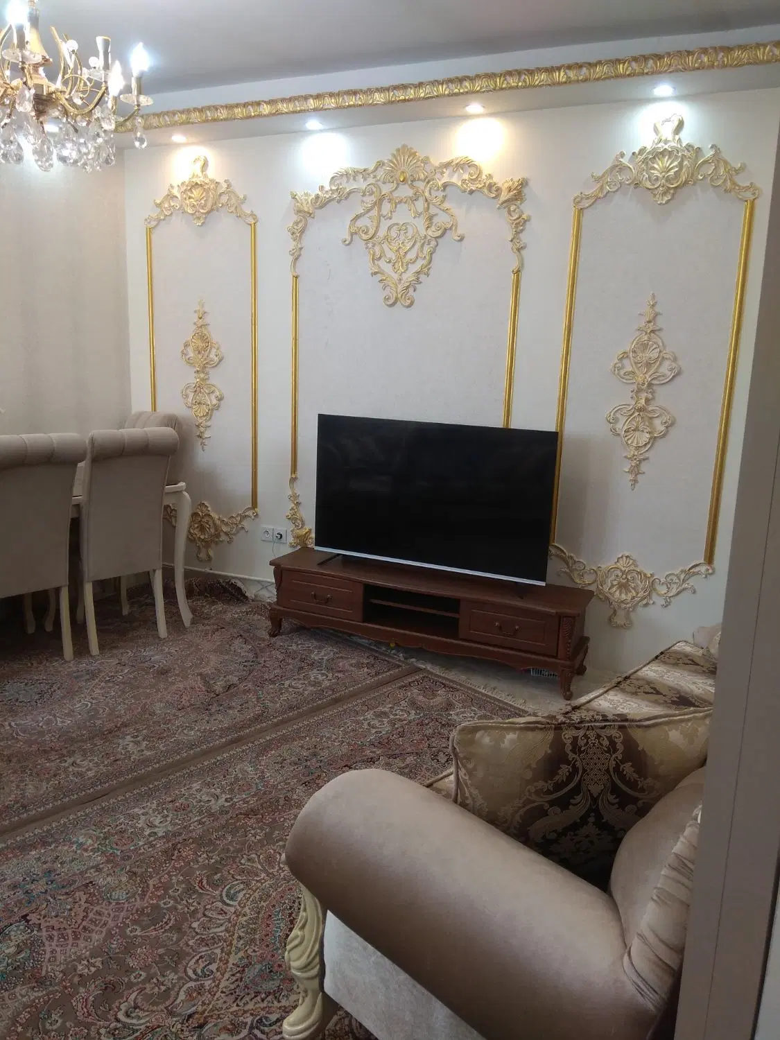 واحد در آخر عباسی