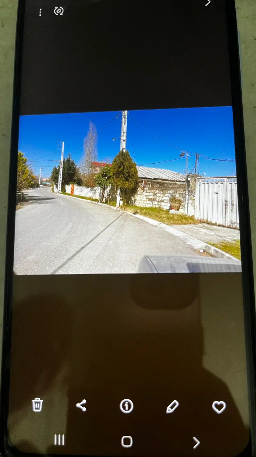 فروش تقریبا ۳۰۰ متر زمین خانه سرای مسکونی