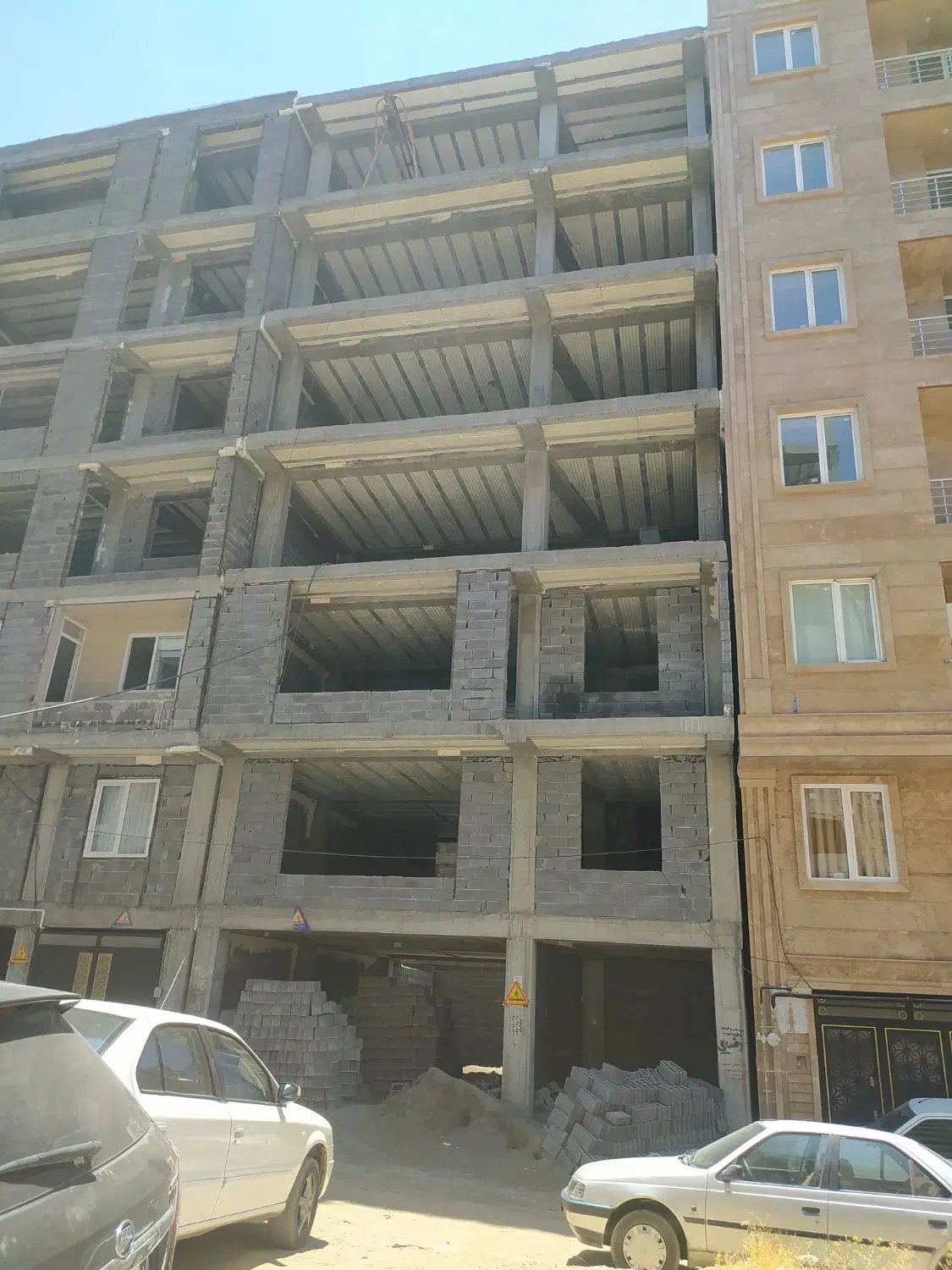 واحد سفت کاری دوشان